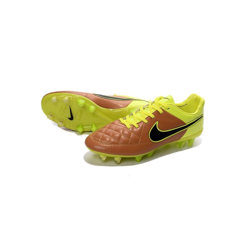 Find the best price on Nike Tiempo Legend VII Academy AG
