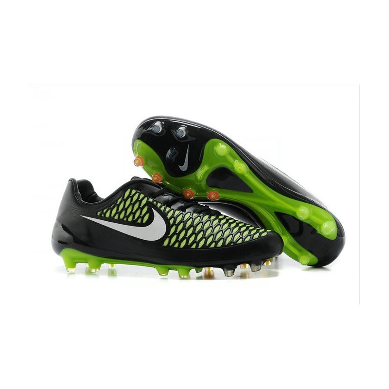 magista opus white green