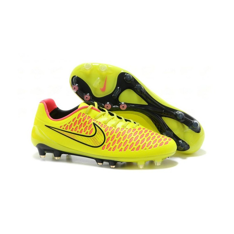 black red and yellow magista