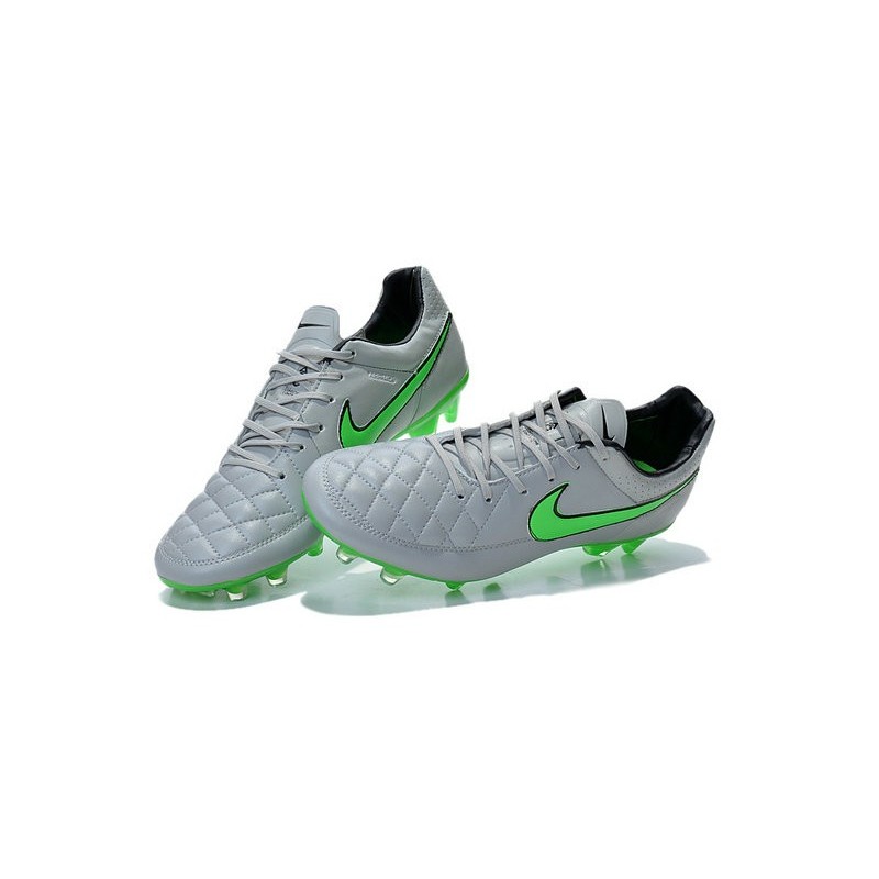 nike tiempo grigie