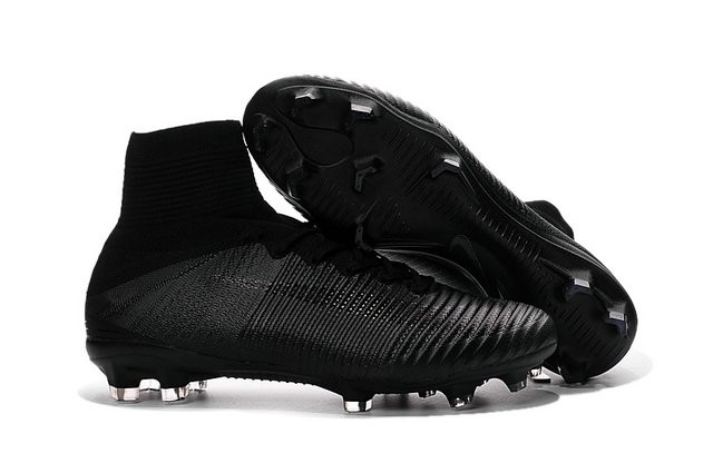 all black mercurial cleats