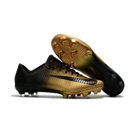 black and gold nike soccer shoes