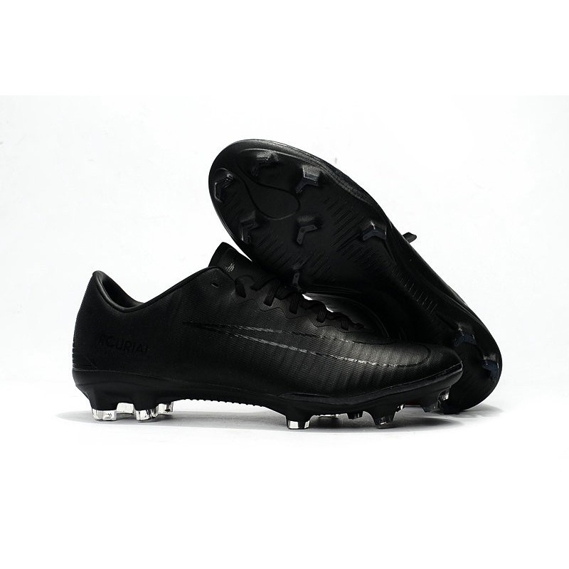 all black mercurial cleats